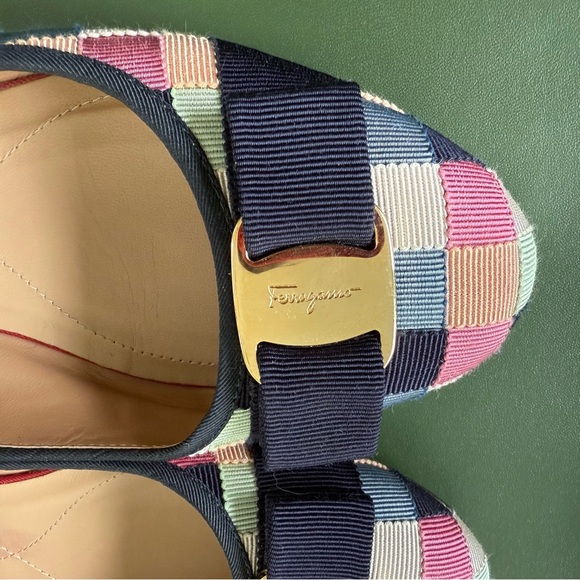 Salvatore Ferragamo Varina ballet flats (size 6.5 wide) - Picture 10 of 12